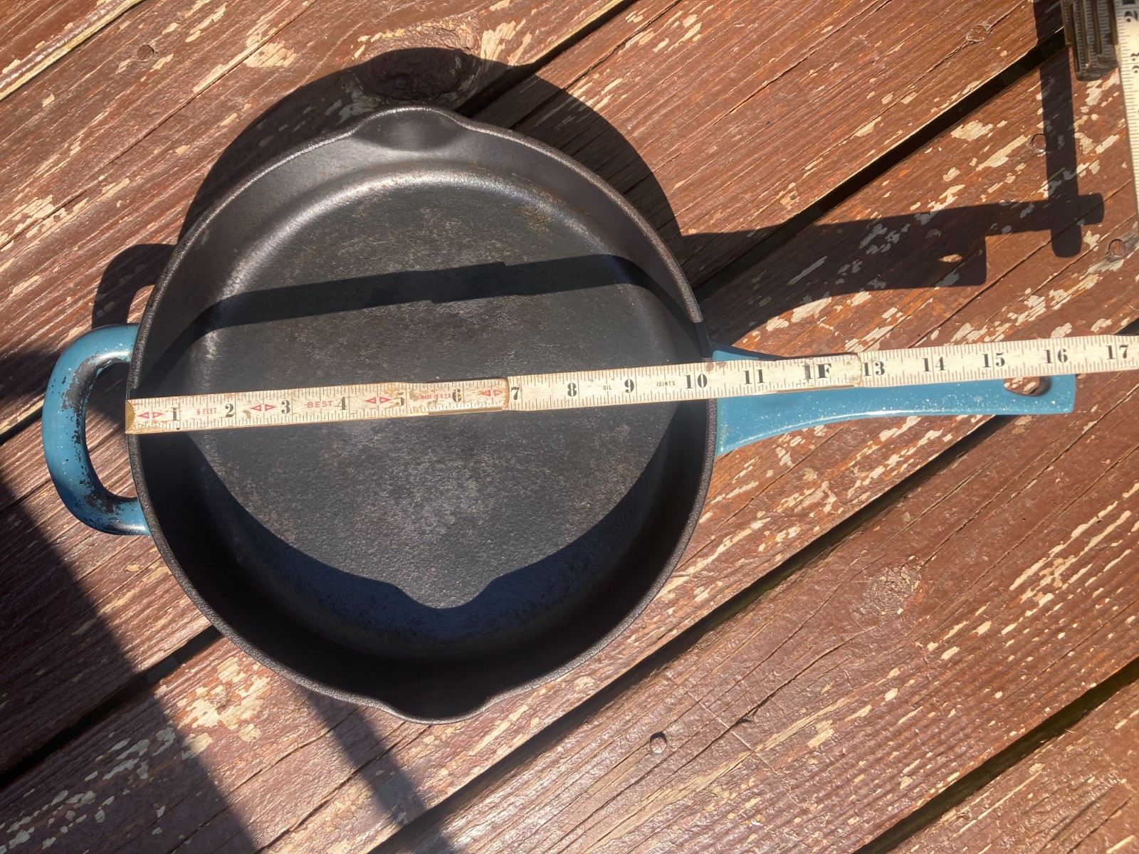 Lot of 3 Antique Bacon Press 2 Ayesha Cast Iron Skillets Frying Grill Pan 12″ 10