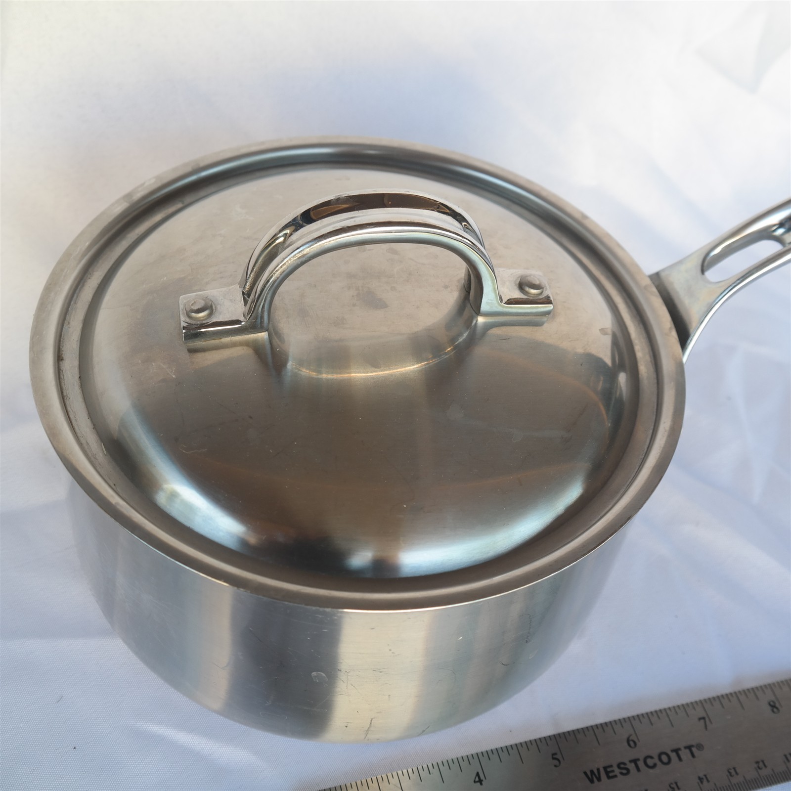 VIKING 7 Ply 2.5 qt 7 3/8″ dia Professional Saucepan Belgium made 18/10 W/ Lid