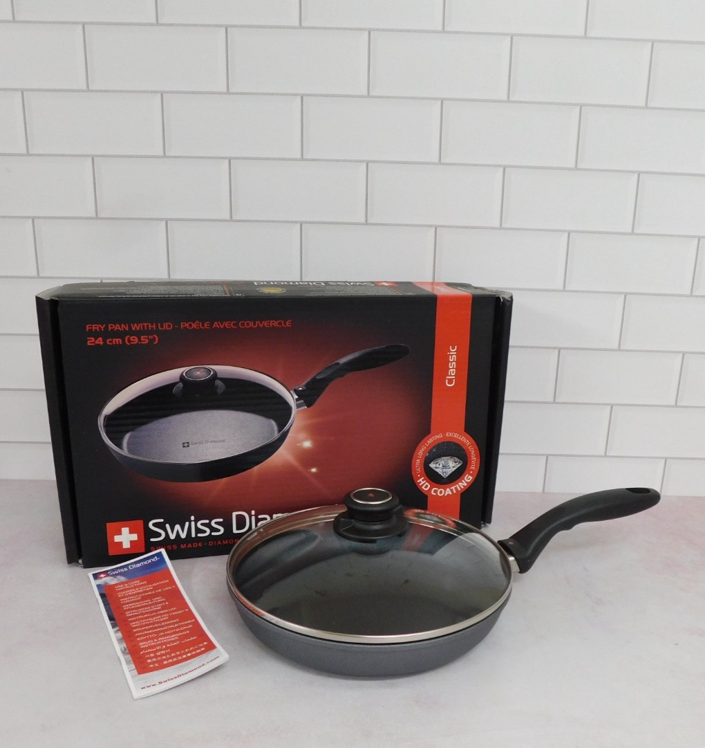 Swiss Diamond Classic HD Nonstick Fry Pan with Glass Lid, 9.5 Inch – NEW