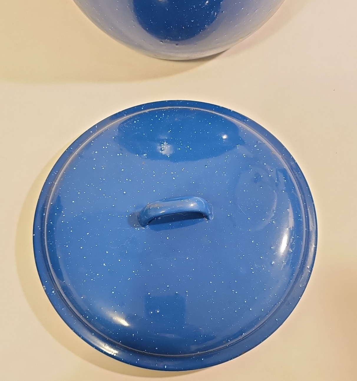 Enamelware Covered Stock Graniteware Handle Blue with White Speckles 6.5” Tall
