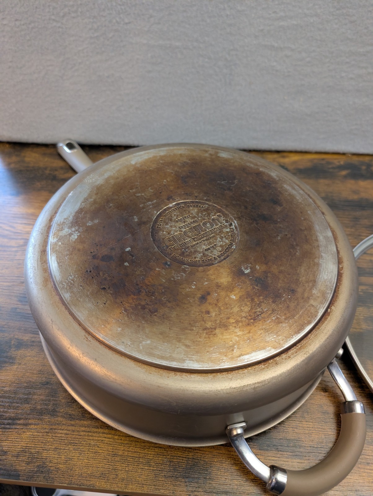 Circulon Premier Professional 5qt/4.7L 3” Tall Frying Pan & Glass Lid 2 Handles