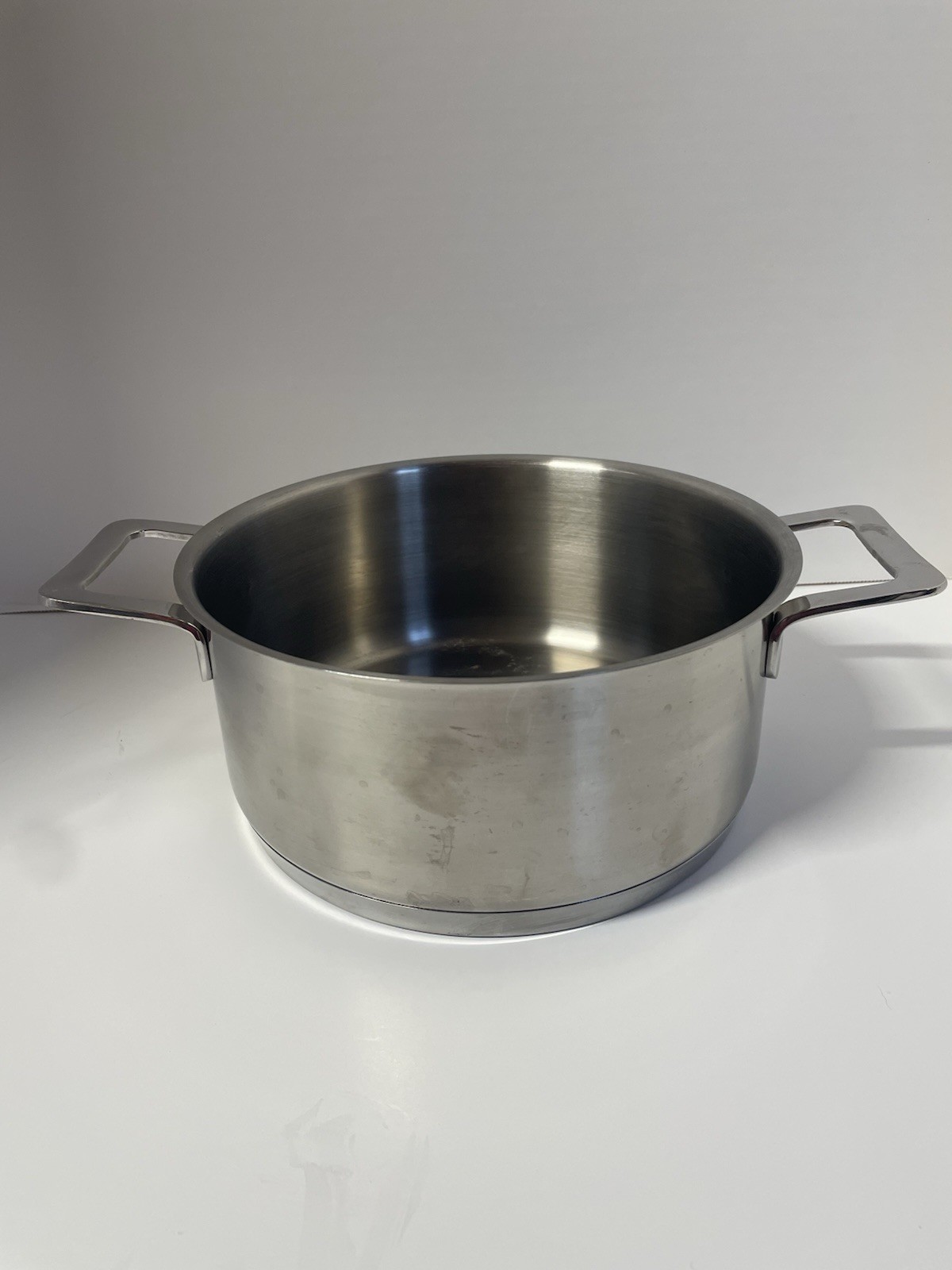 3Qt Sauce Pot Stainless Steel Handles Induction Ready 8″ x 5”. 1/2 In Thick Bot