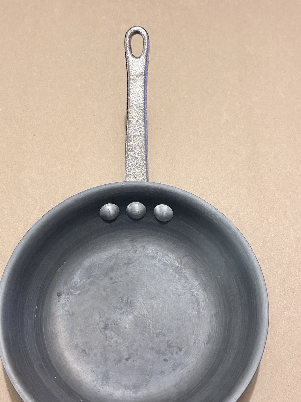 Vintage Commercial Hard Anodized Aluminum Cookware Fry Saute Pan 1307 C-10 7 in