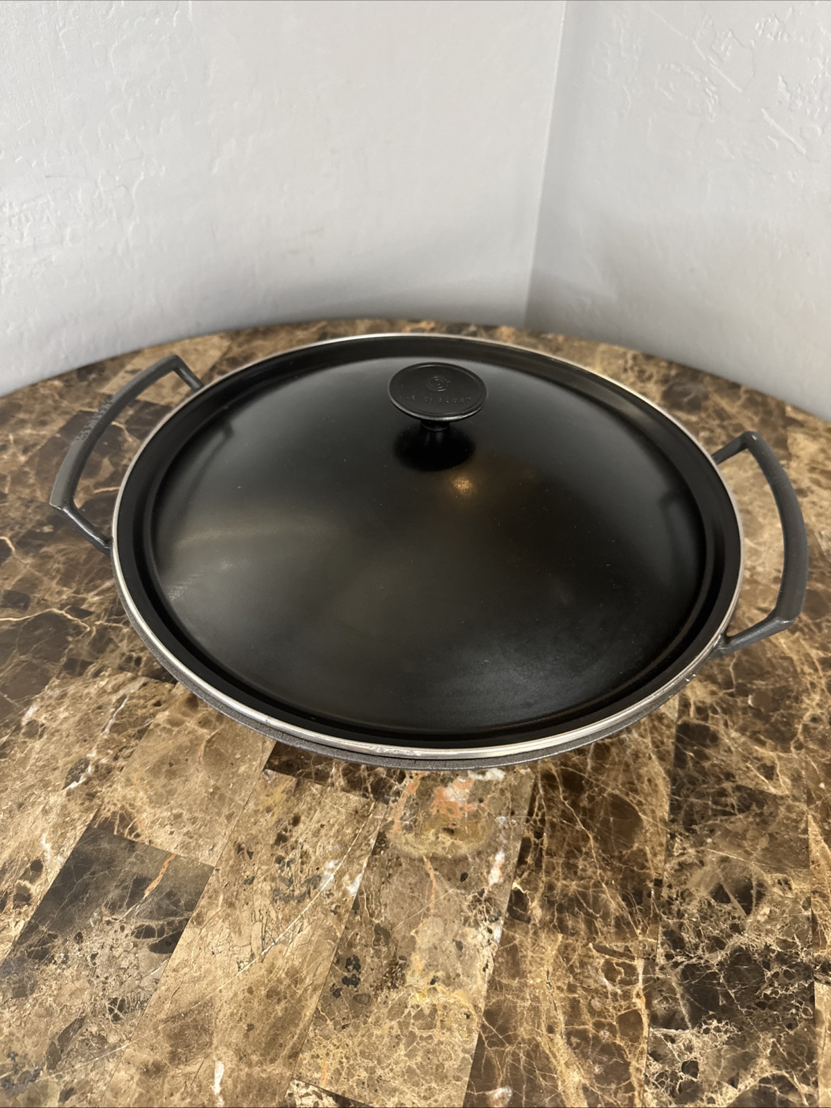 Le Creuset France Cast Iron Black Wok Double Handles 14″ With Metal Lid