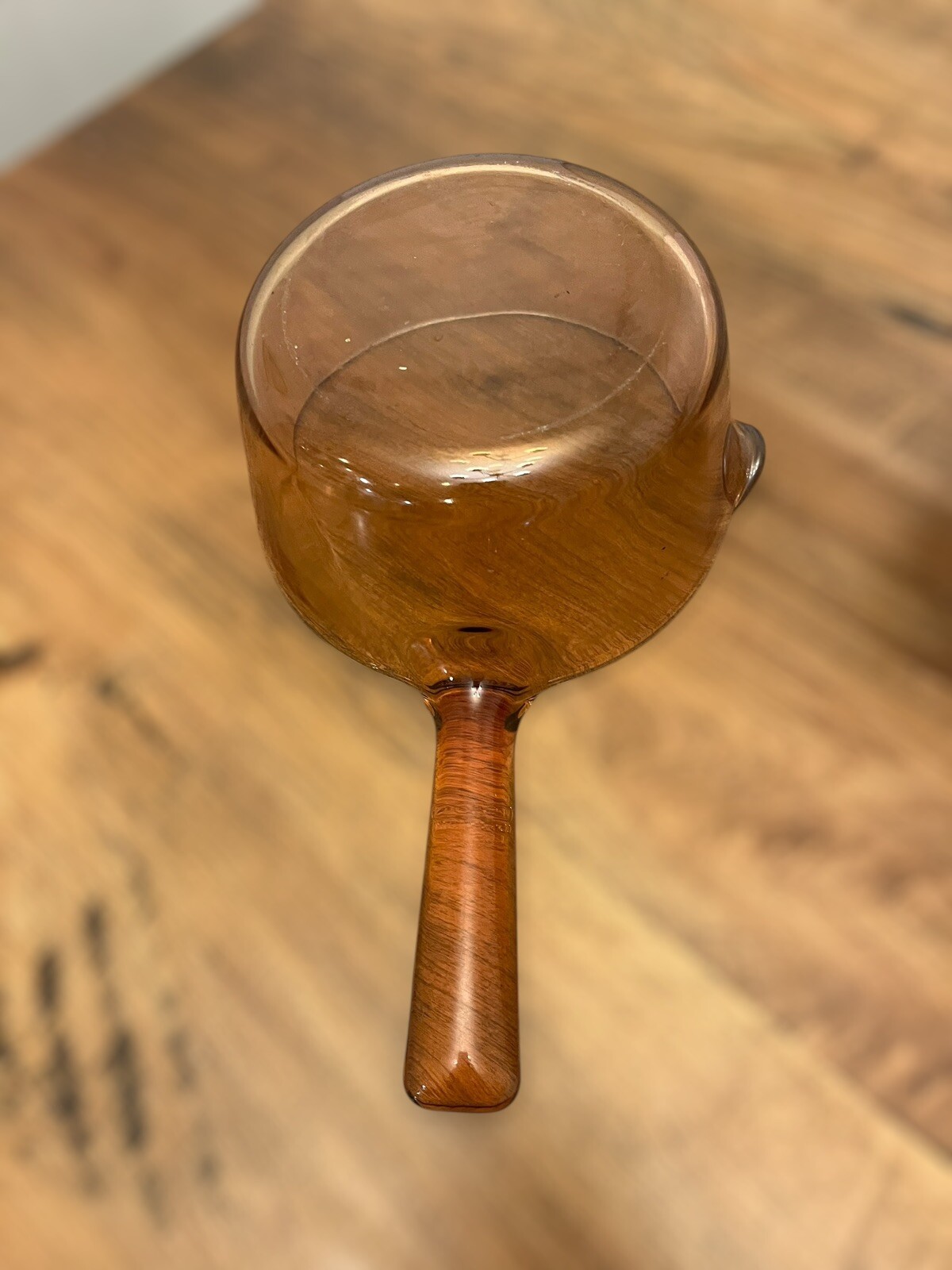 CORNING VISION AMBER 1 Quart 1 Liter Handle SAUCEPAN w/ Pour Spout & LID vintage