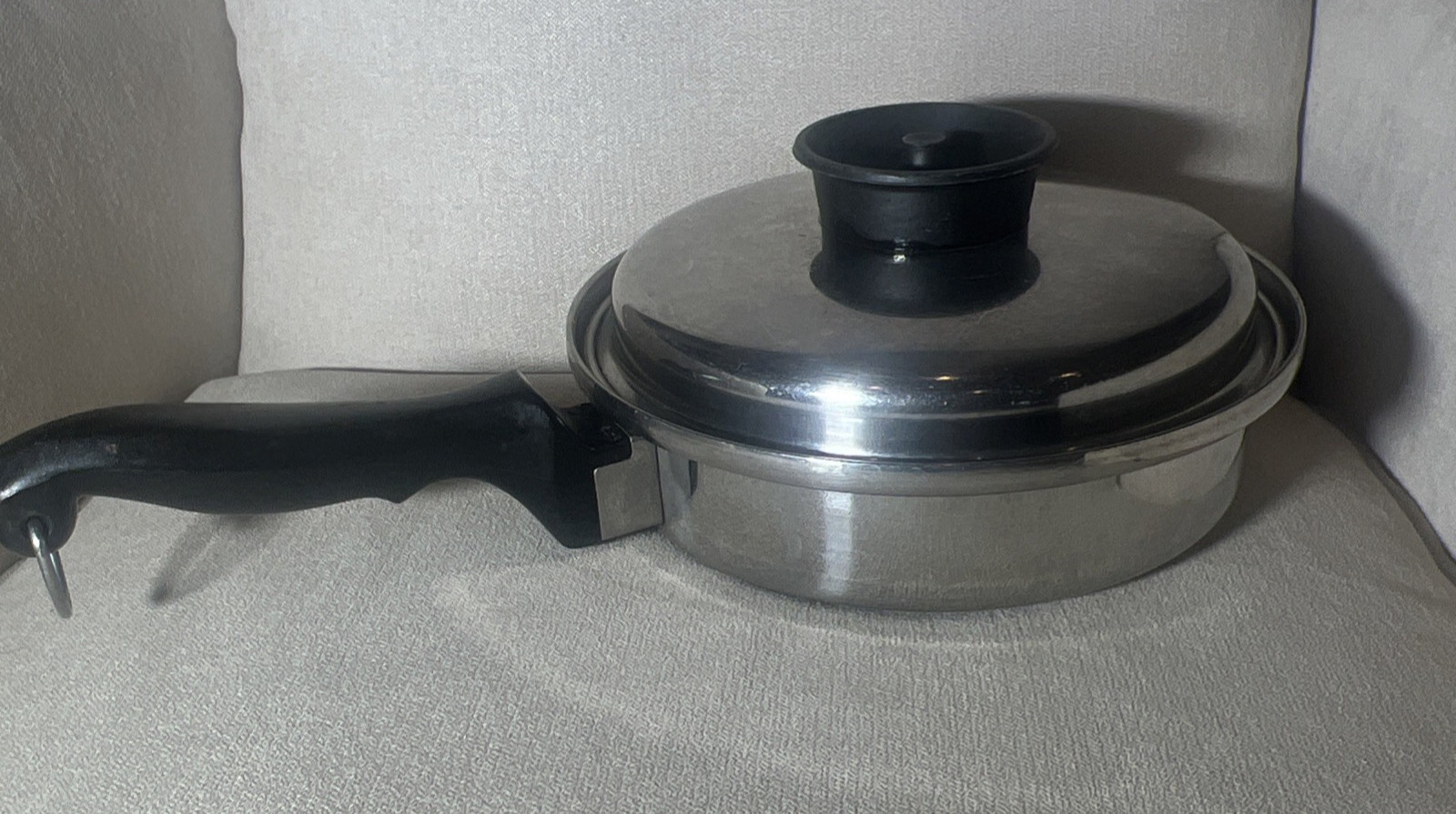 Vintage Chef’s Ware Towncraft 9″ Sauce Pan Frying 2.5 Qt Stainless Steel w/ Lid