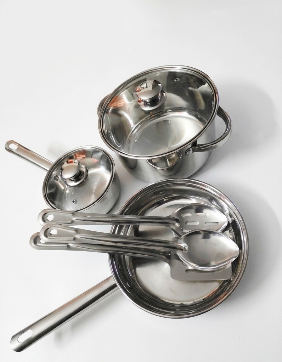 Brand New Stainless Steel 3 Peice Cookware Set With 3 Spoens