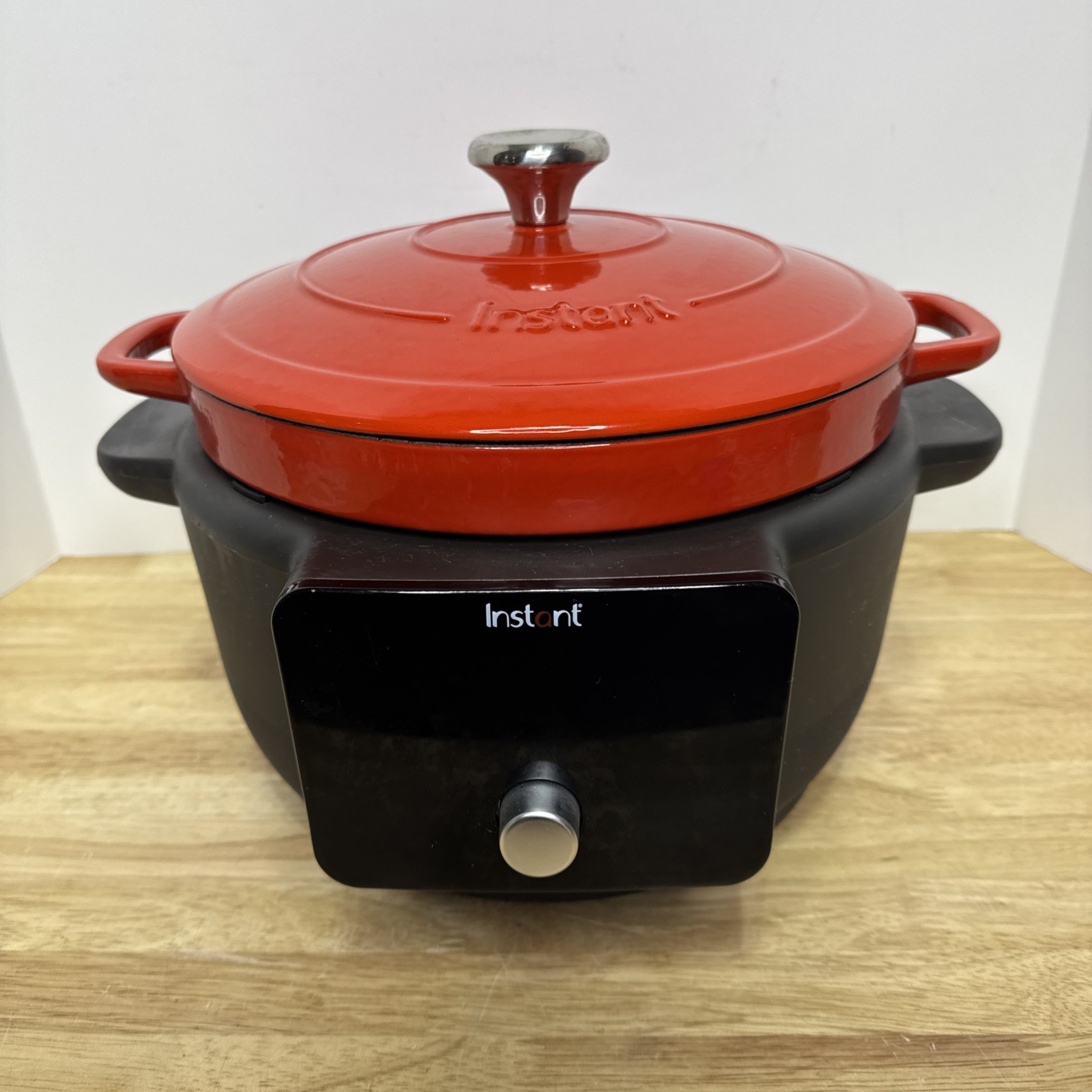 Instant Precision 6-qt Enamel Cast Iron Electric Dutch Oven Red – DOMC6001