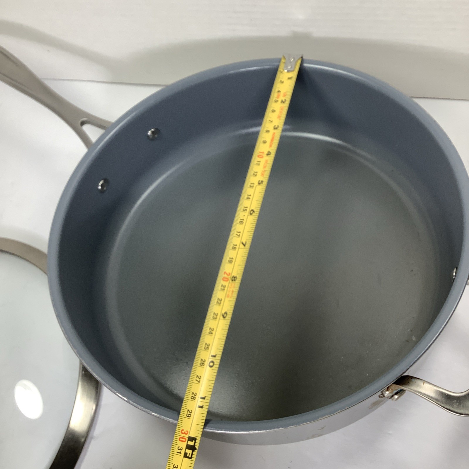 JA Henckels Non Stick 11.5 in Skillet Chicken Fryer Helper Handle Lid Saute
