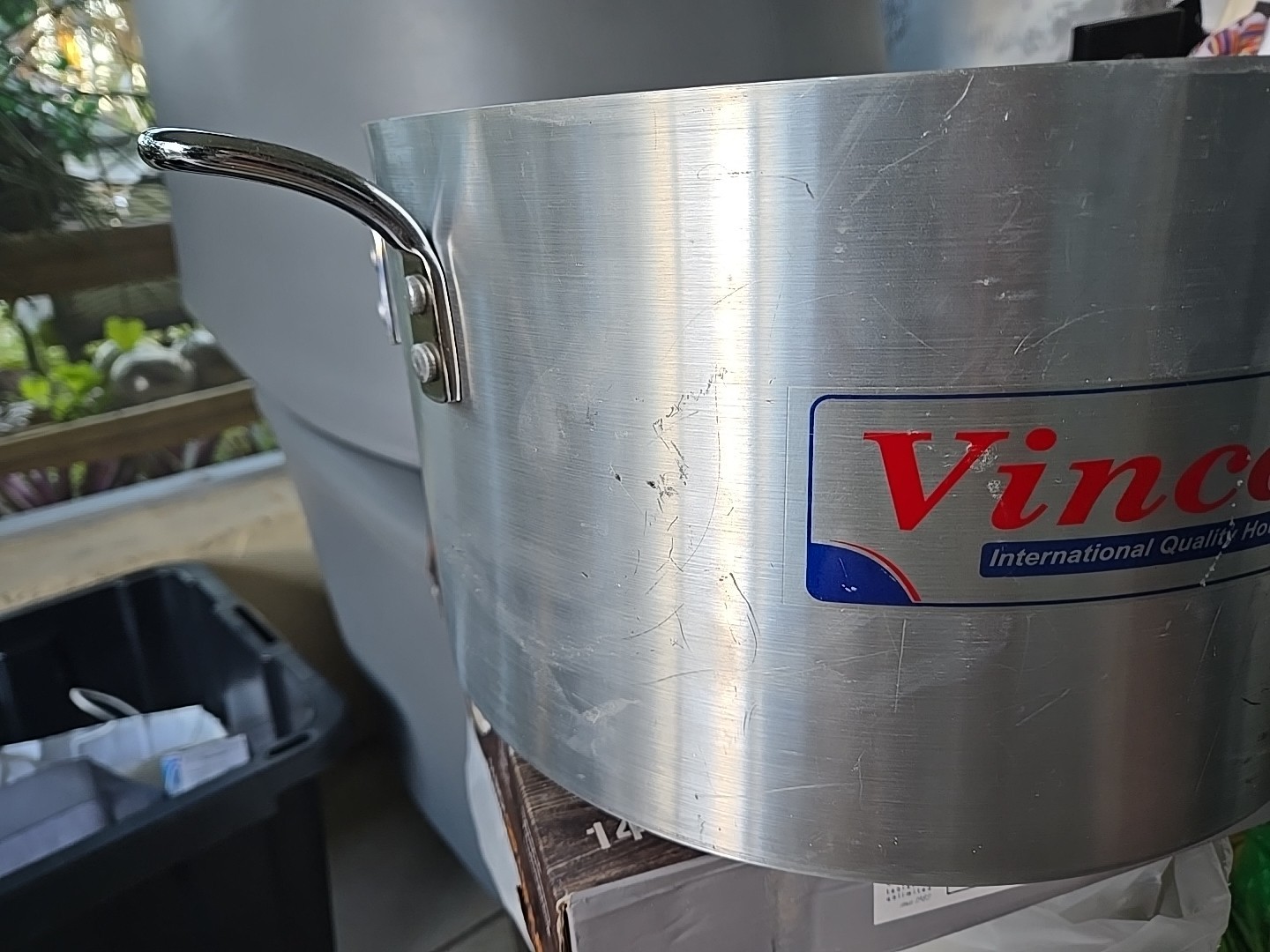 Vincent Int. Commercial X-Large Heavy Gauge Aluminum Pot 14×8″