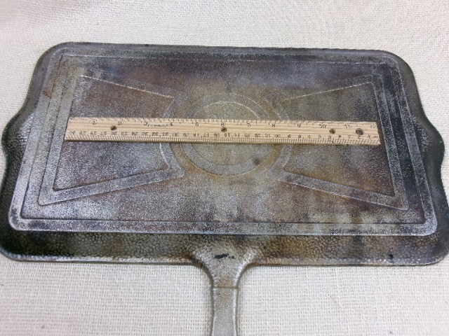 Vintage Aluma single Super Cooker 18″ x 10″ x 1″