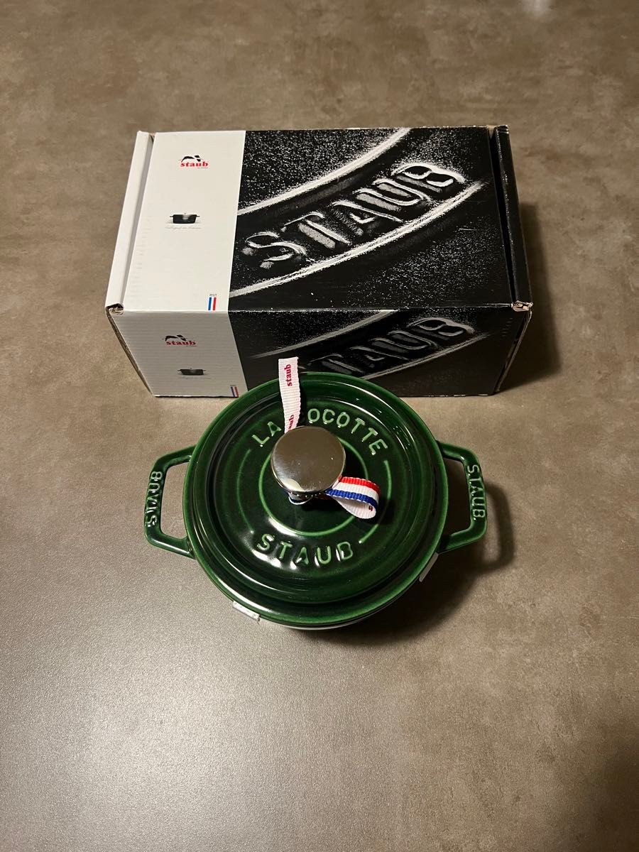 Staub Cast Iron Pico Cocotte Round 14cm 0.8L Basil Green Pot size 5.51 inches