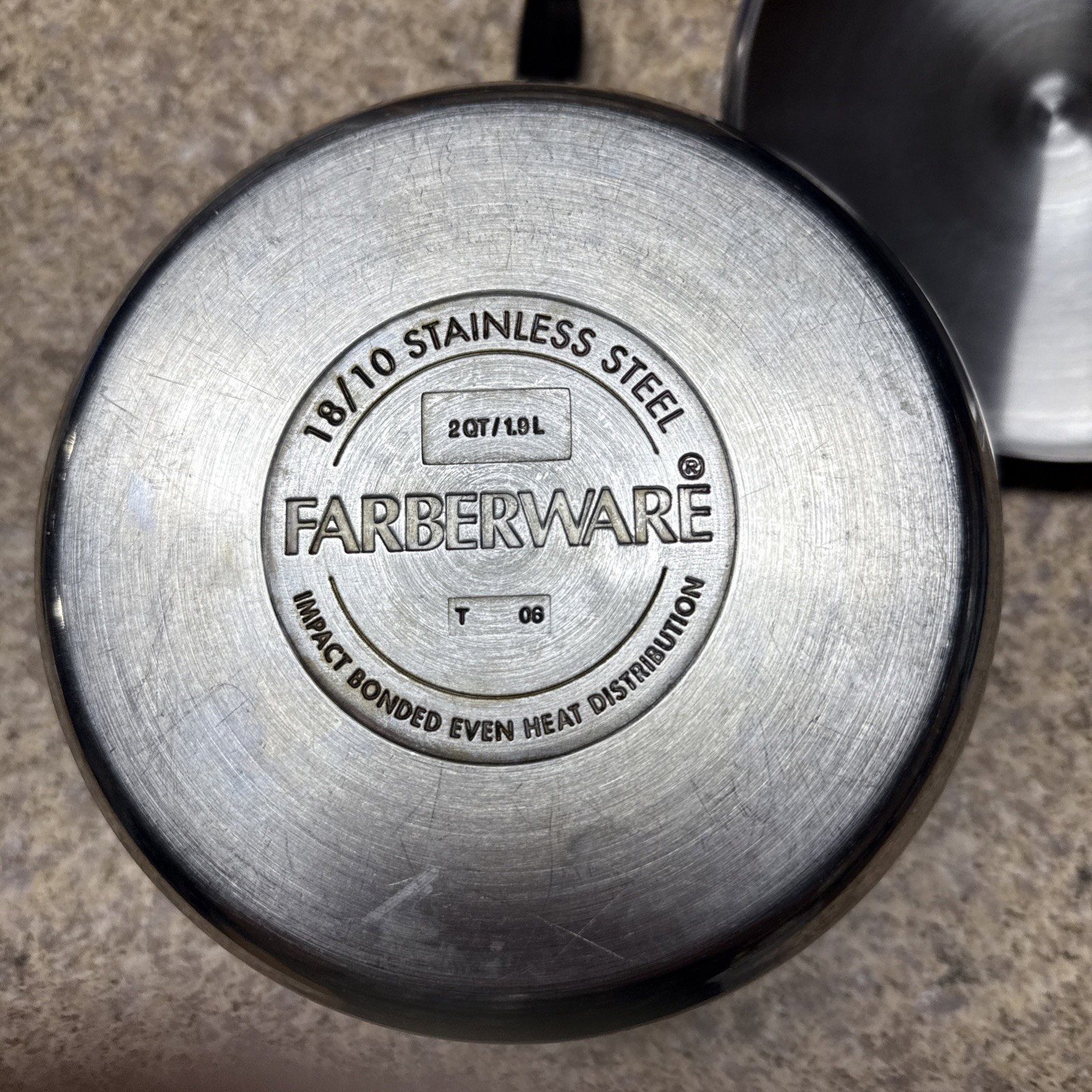 Farberware 18/10 Stainless Steel 2QT / 1.9L Sauce Pan W/ Lid