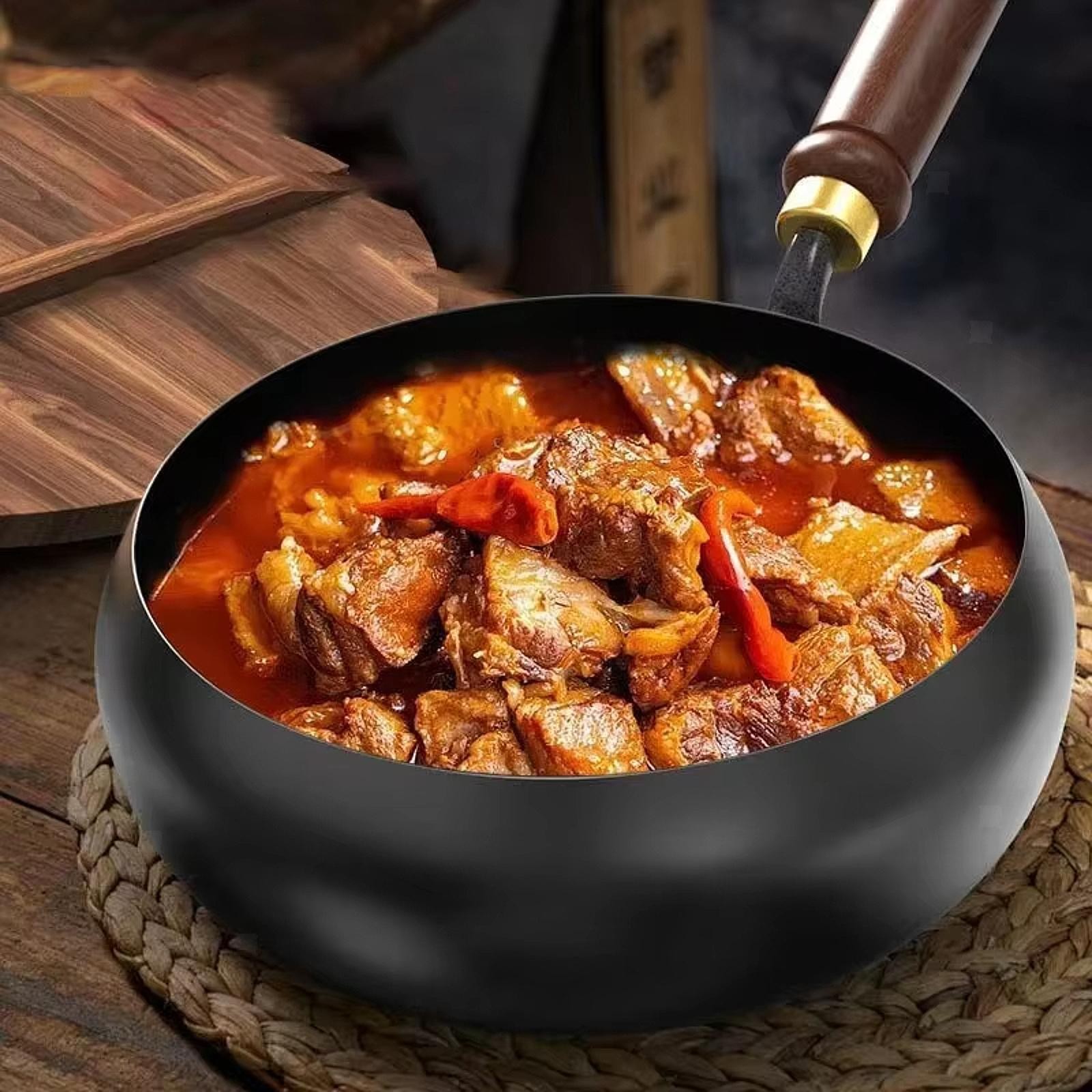 Iron Wok Wok Pan 11” Cooking Pot with Lid and Wood Handle Multifunctional No
