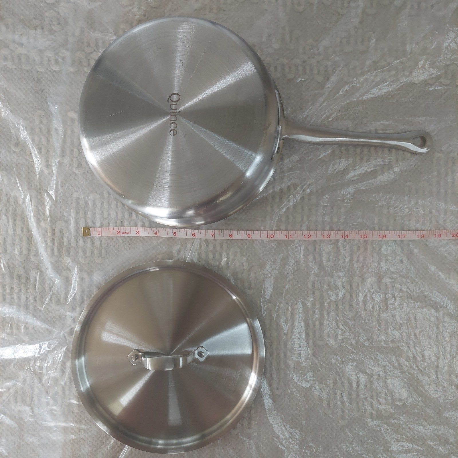 NWOT! Quince 3qt- 5ply Stainless Steel Non-Toxic Saute Pan With Lid! (SQ)