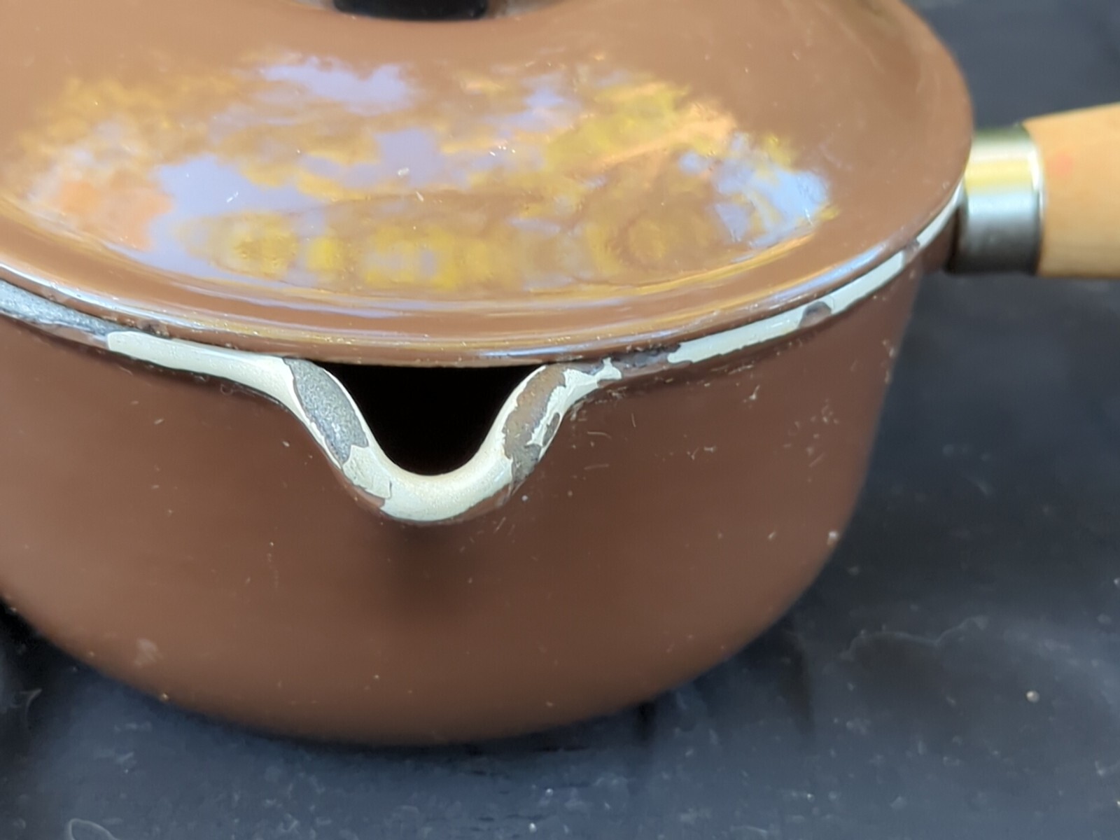 Vintage Le Creuset Enameled Cast Iron #14 Sauce Pan With Lid Wood Handle Brown