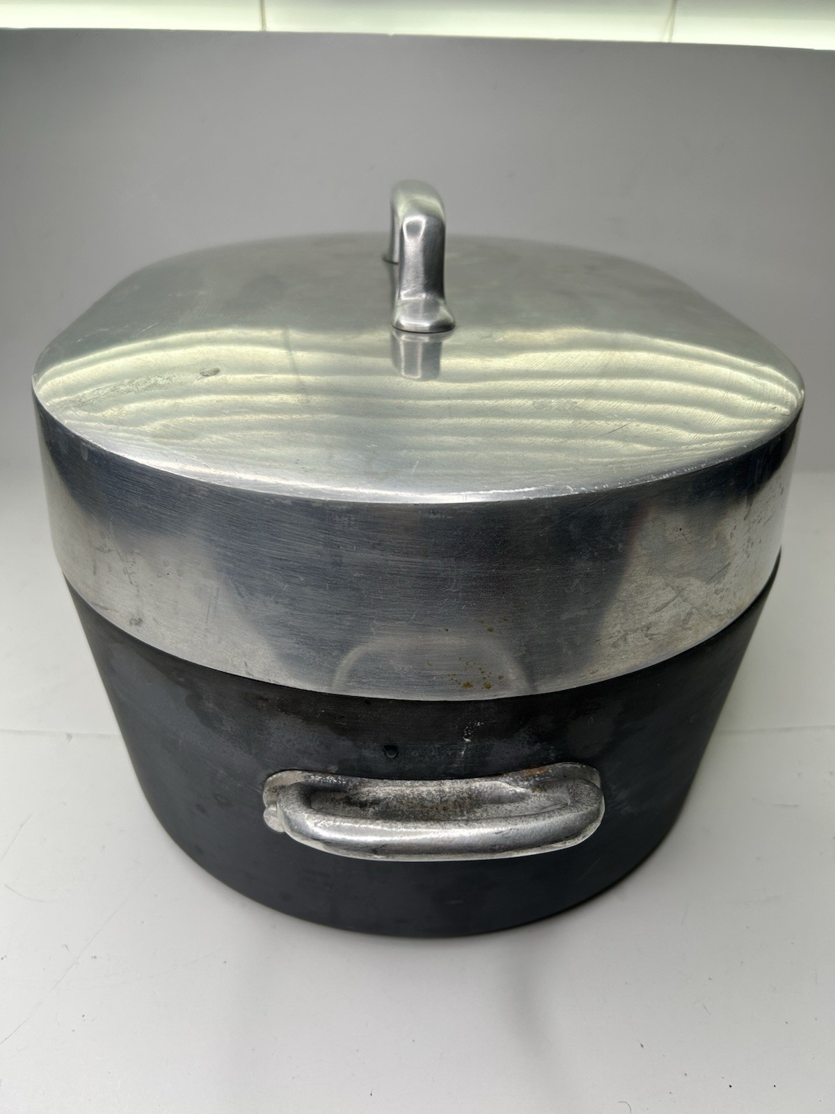 Magnalite GHC USA 16 In Roaster Dutch Oven Cooking Pot With Insert Turkey