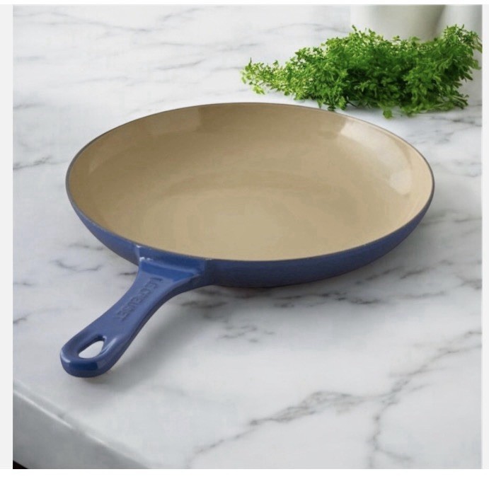 New Le Creuset Cast Iron Enamel Shallow Fry Skillet Pan Lapis Blue 9 3/4″ France