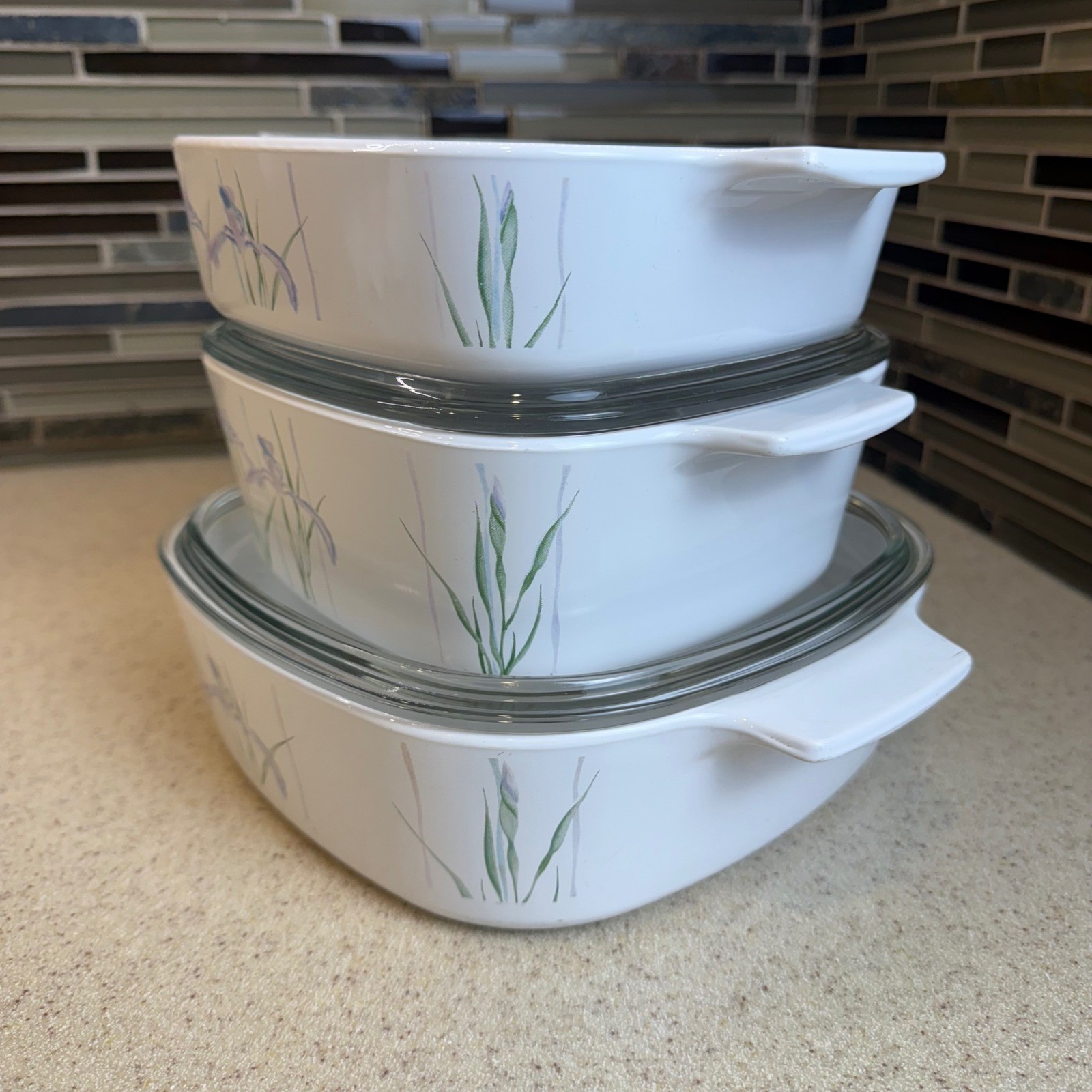 VTG Corning Ware Shadow Iris Casserole Dish 5pc Set w/ 2 Lids 1L, 1.5L, 2L