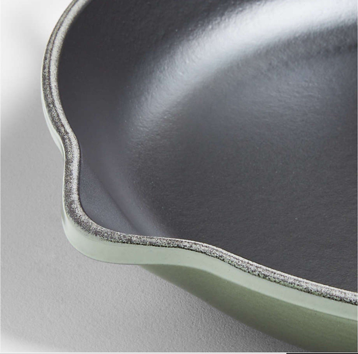 New Le Creuset Signature Thyme Green 10.25″ Enameled Cast Iron Skillet