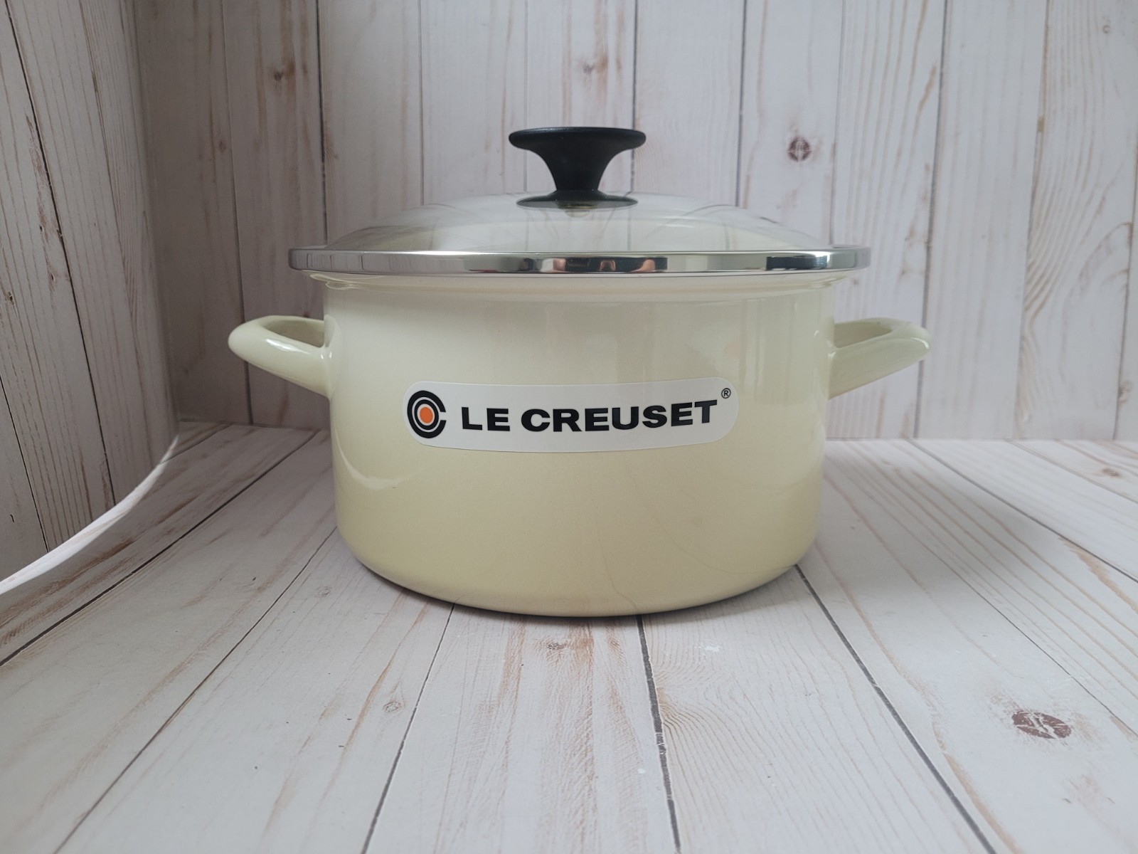 Brand New Le Creuset 3 7/8 qt Stockpot Enamel on Steel Dune in Retail Box