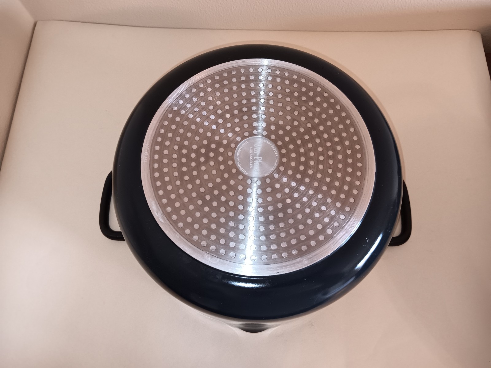 Our Place 7-Piece Essentials Ceramic Nonstick Oven Safe Cookware Set Black Pans