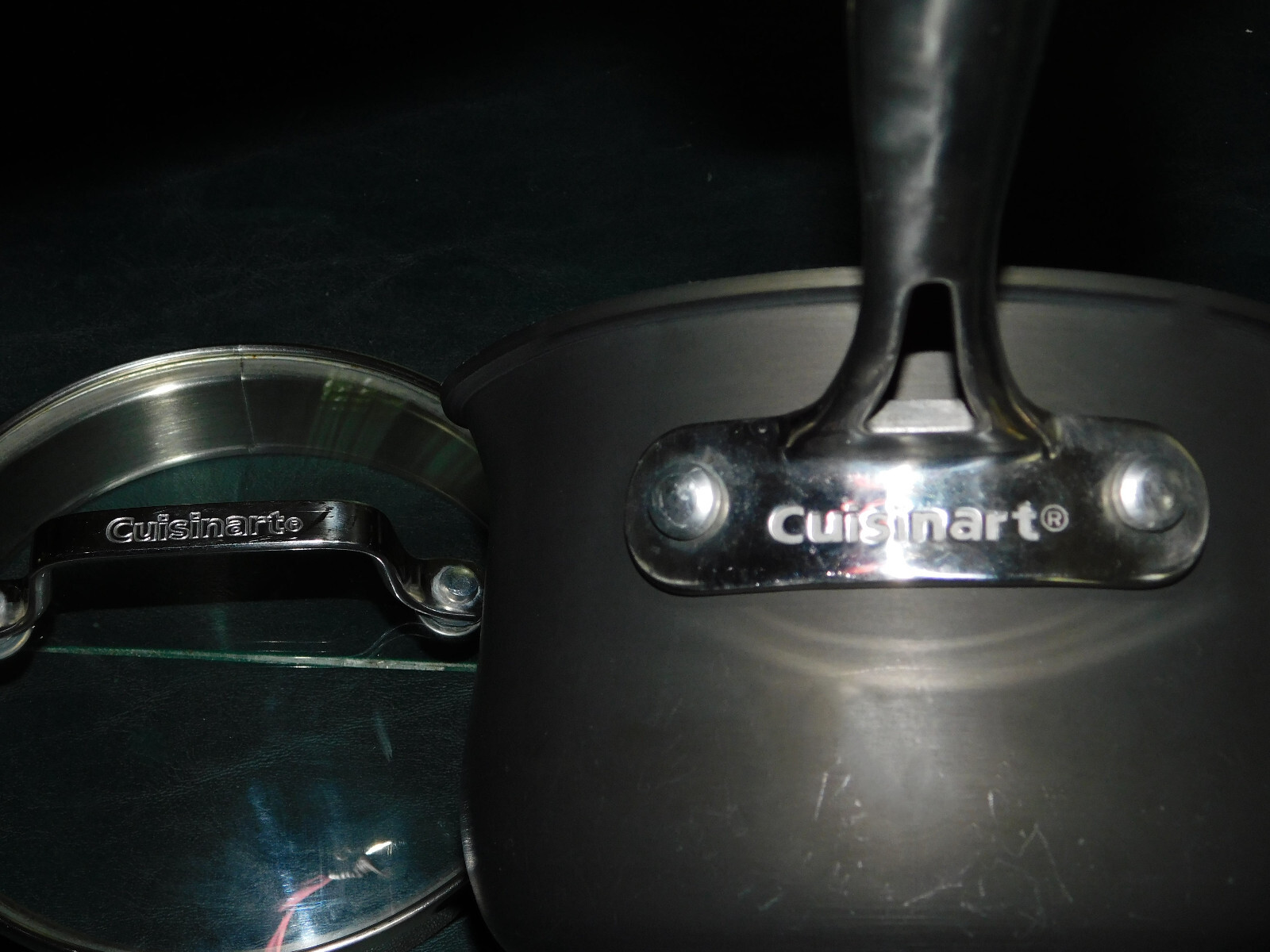 Cuisinart Contour Hard Anodized Pour Saucepan with Cover 1.5qt pre-owned in VGC