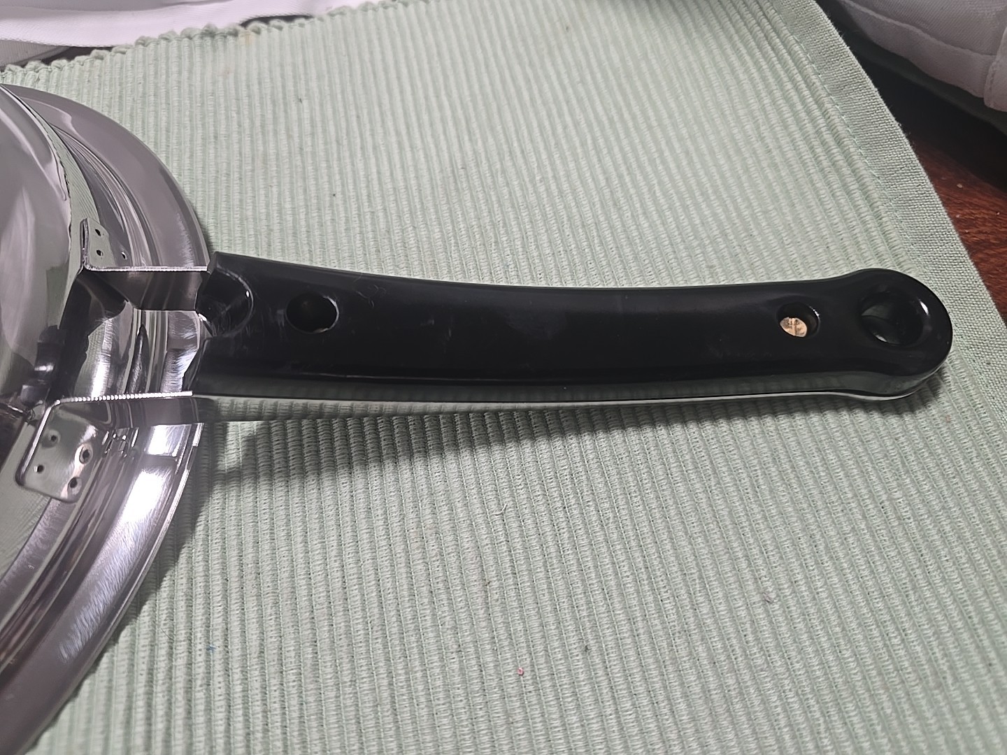 Platinum 24 Element T304 Stainless Skillet 9”