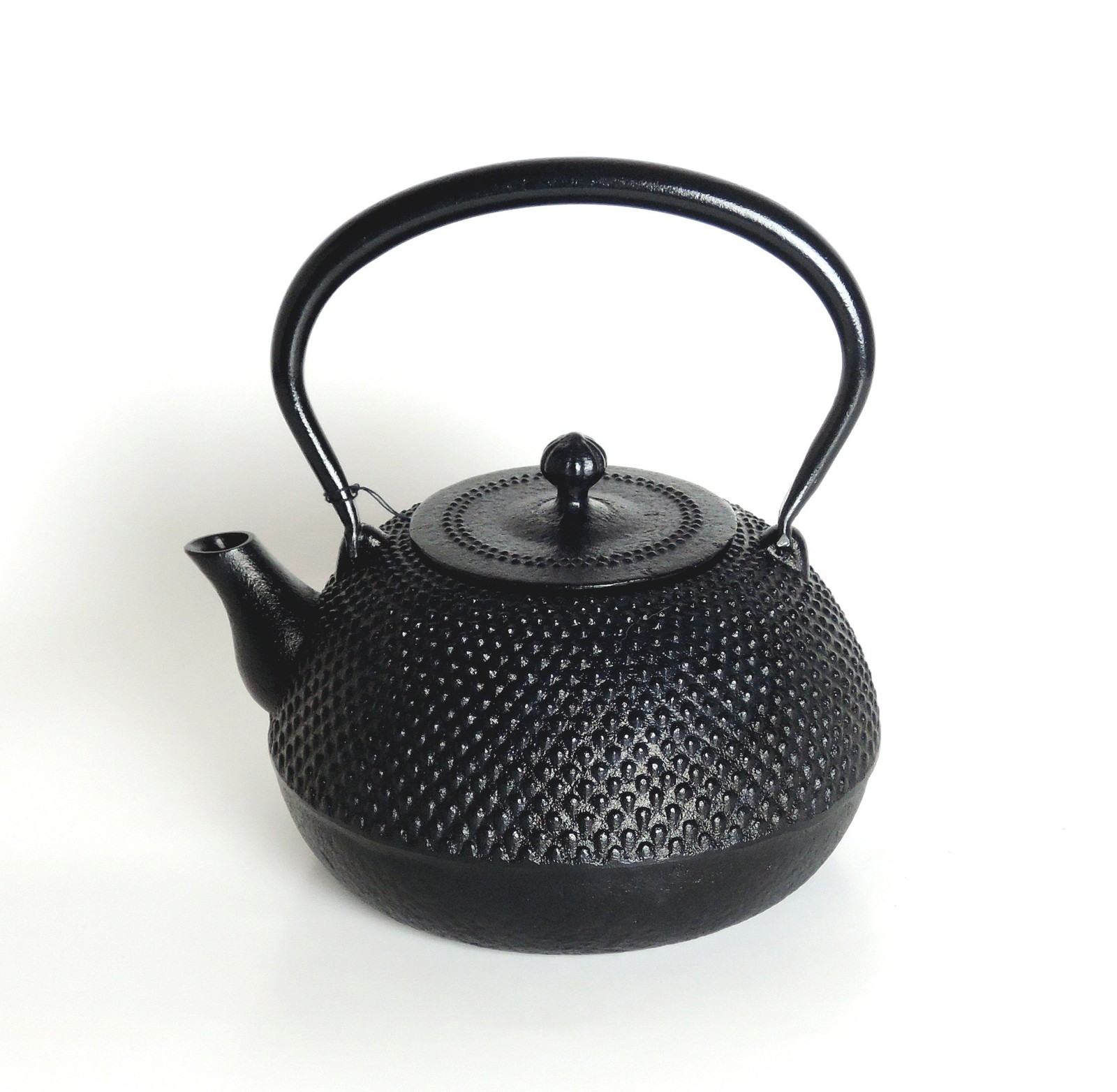 Kawamotoya Nanbu Iron Kettle “Heisei Maru Arare” 1.0L for direct heat Japan New
