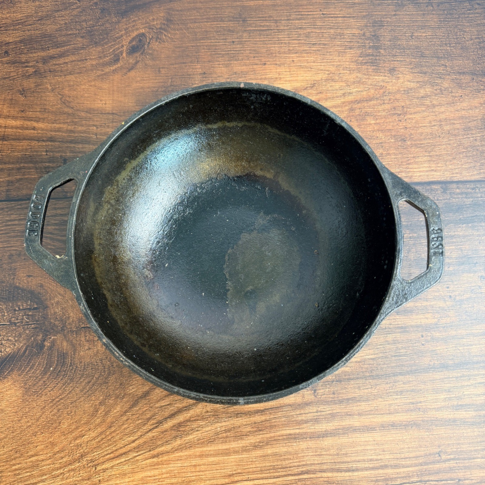 Vintage Lodge 9MW Cast Iron Mini Wok Double Handle USA Seasoned 9 Inch