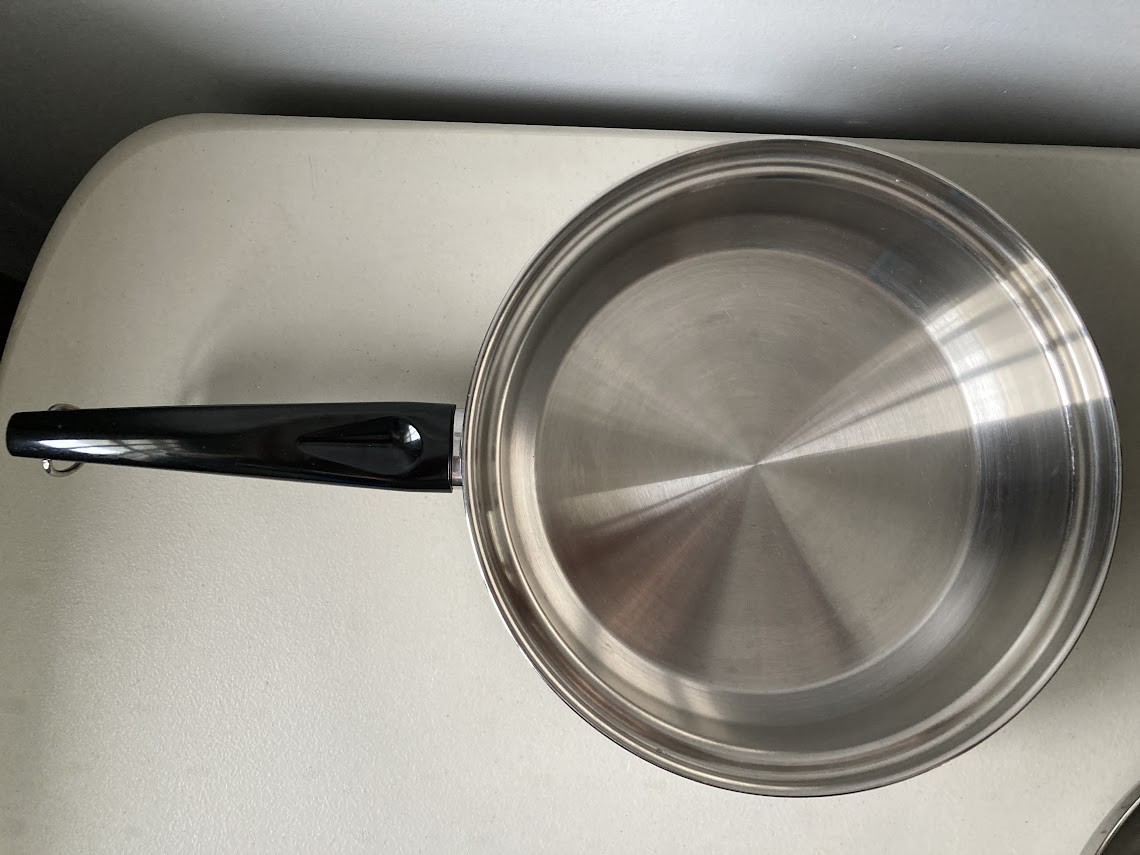 Kitchen Craft West Bend Sauce Pan Skillet NO LID 9 inch diameter USA
