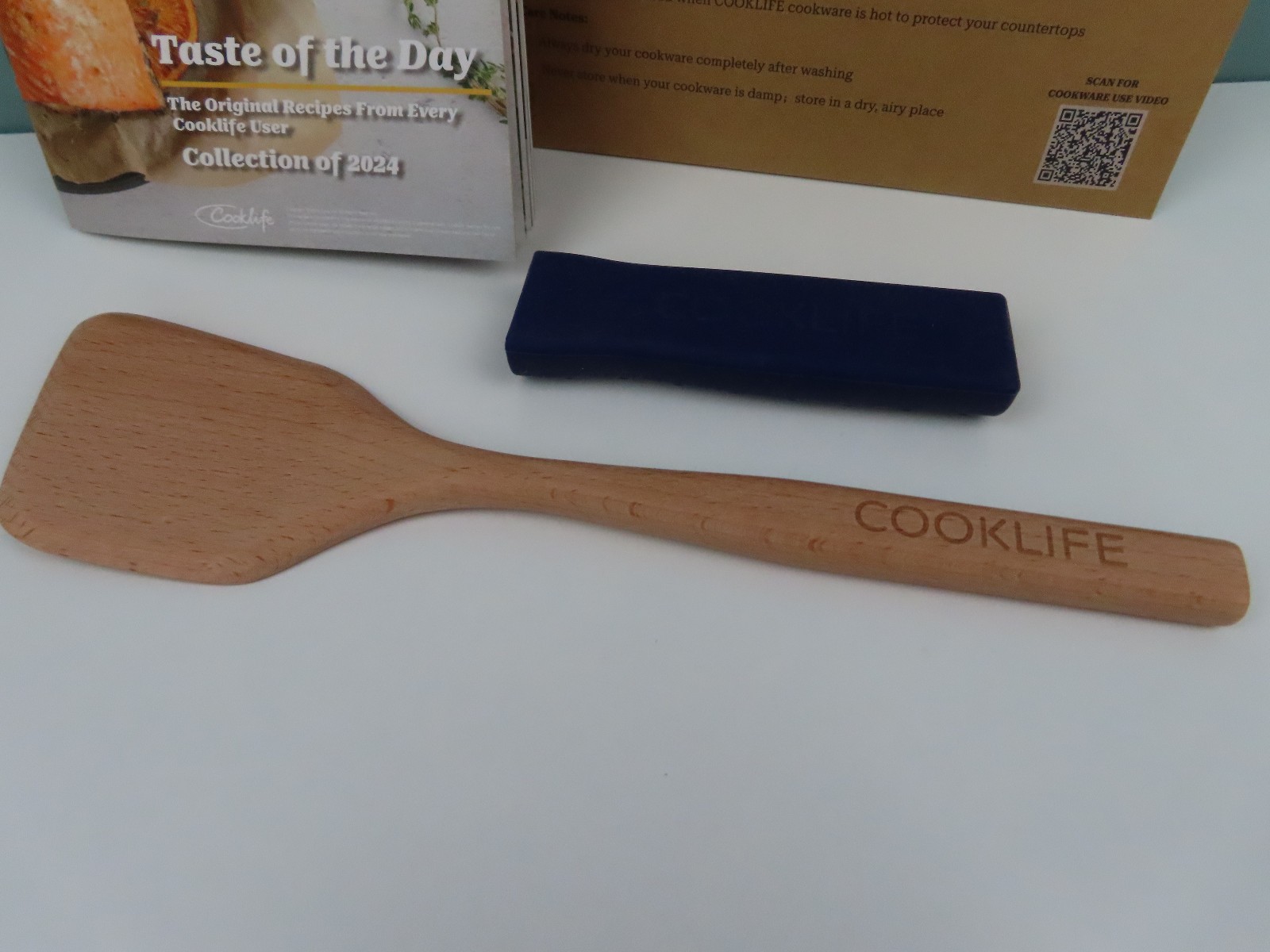 COOKLIFE 12 Inch Lightweight Pre-Seasoned Cast Iron Skillets – Smooth Polished