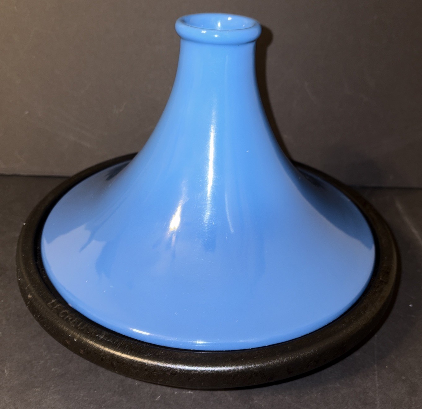 Le Creuset Cast Tagine Iron Ceramic Cobalt Blue 2.5 Qt #27 Dutch Oven
