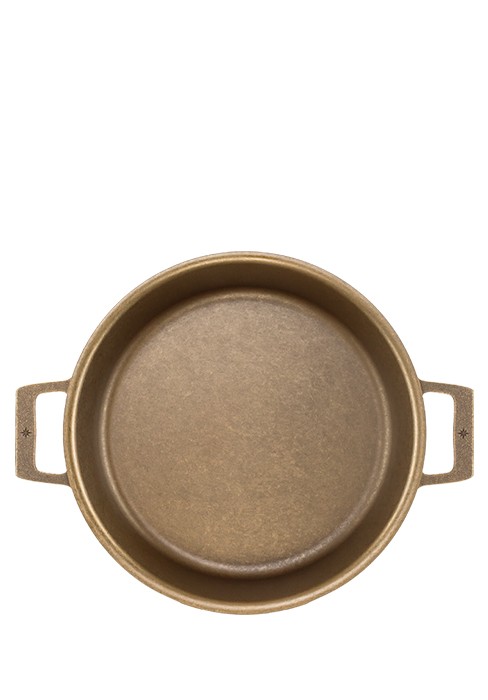 13.5-Inch Cast Iron Skillet | Made in , Seasoned, Premium Frying Pan for