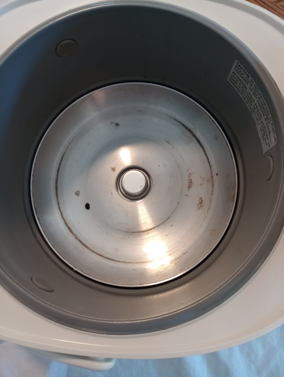 TATUNG RICE COOKER Steamer 8 Cups Servings Microcomputer TRC-8FZ 1.5 Liter Good