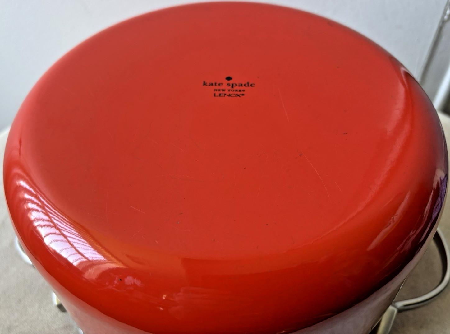 New KATE SPADE New York Lenox StockPot Red Enameled Metal w/Glass Lid 6.5 Qt