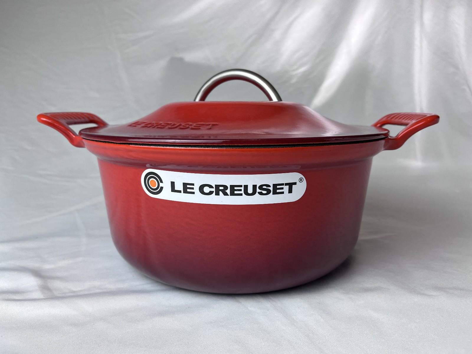 Le Creuset Modern Heritage Enameled Cast Iron Round Dutch Oven 5Qt Cerise Red 26