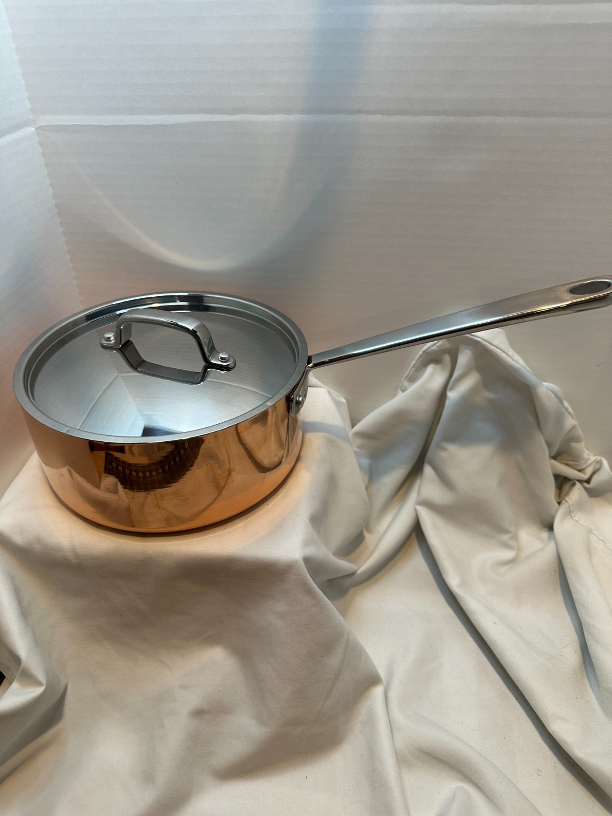 MARTHA STEWART 3qt Tri-ply Stainless Steel Signature Copper Low Sauce Pan w/Lid