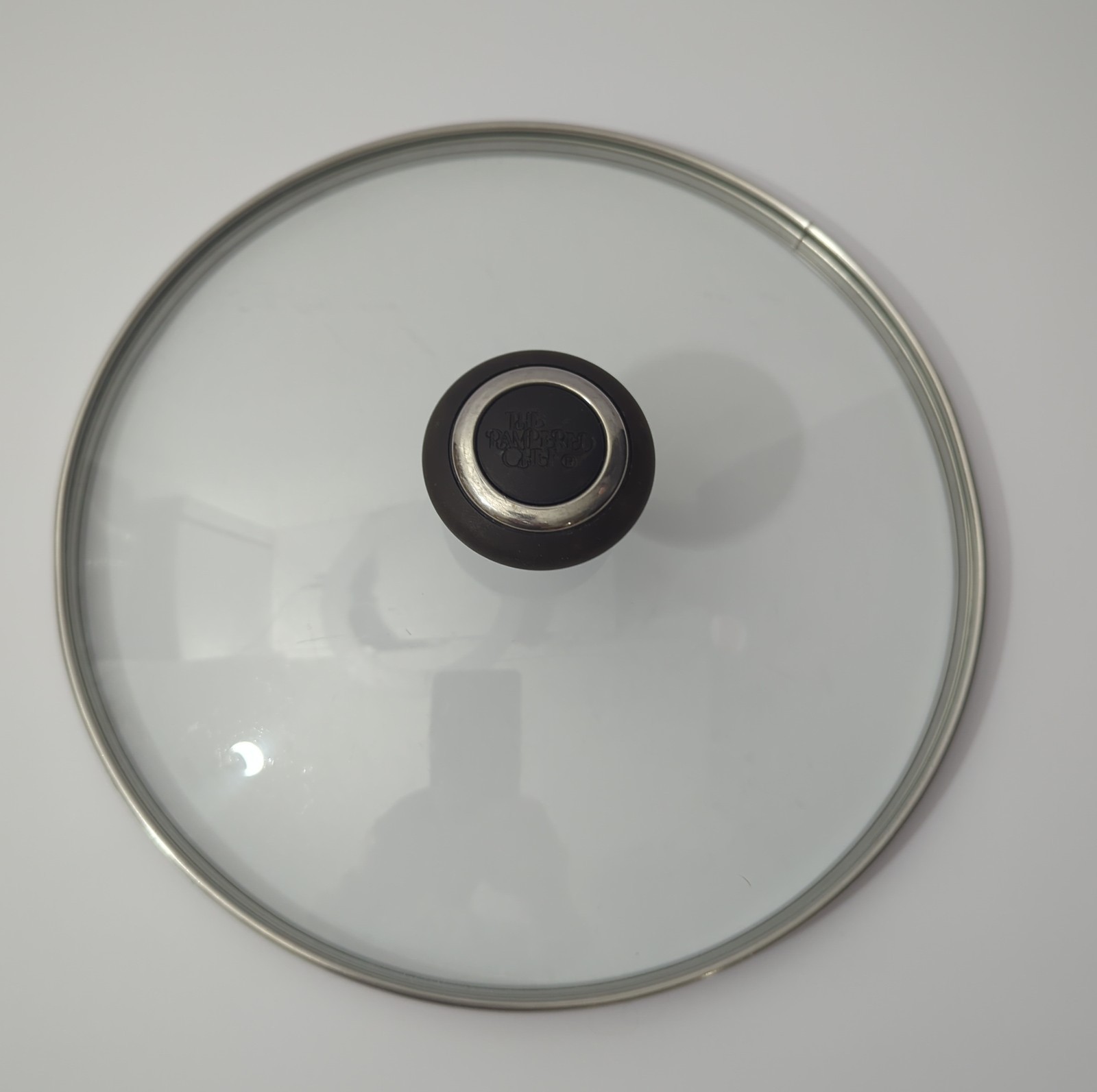 Pampered Chef Glass Lid for Pot Pan – Fits 9 3/8″ Interior – 9 3/4″ Exterior