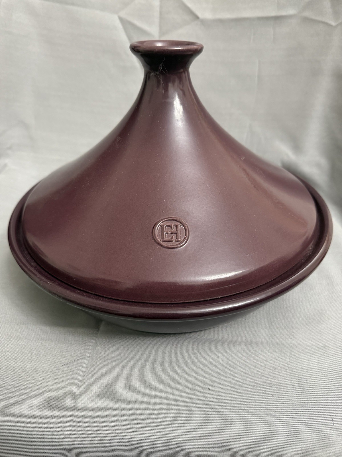 3.7q Emile Henry Flame Ceramic Tangine In Maroon