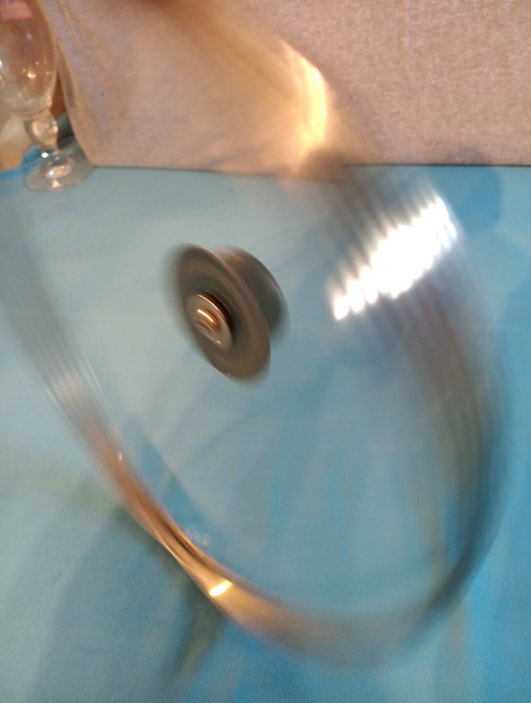 9 3/4″ WearEver Round Pot Lid Replacement