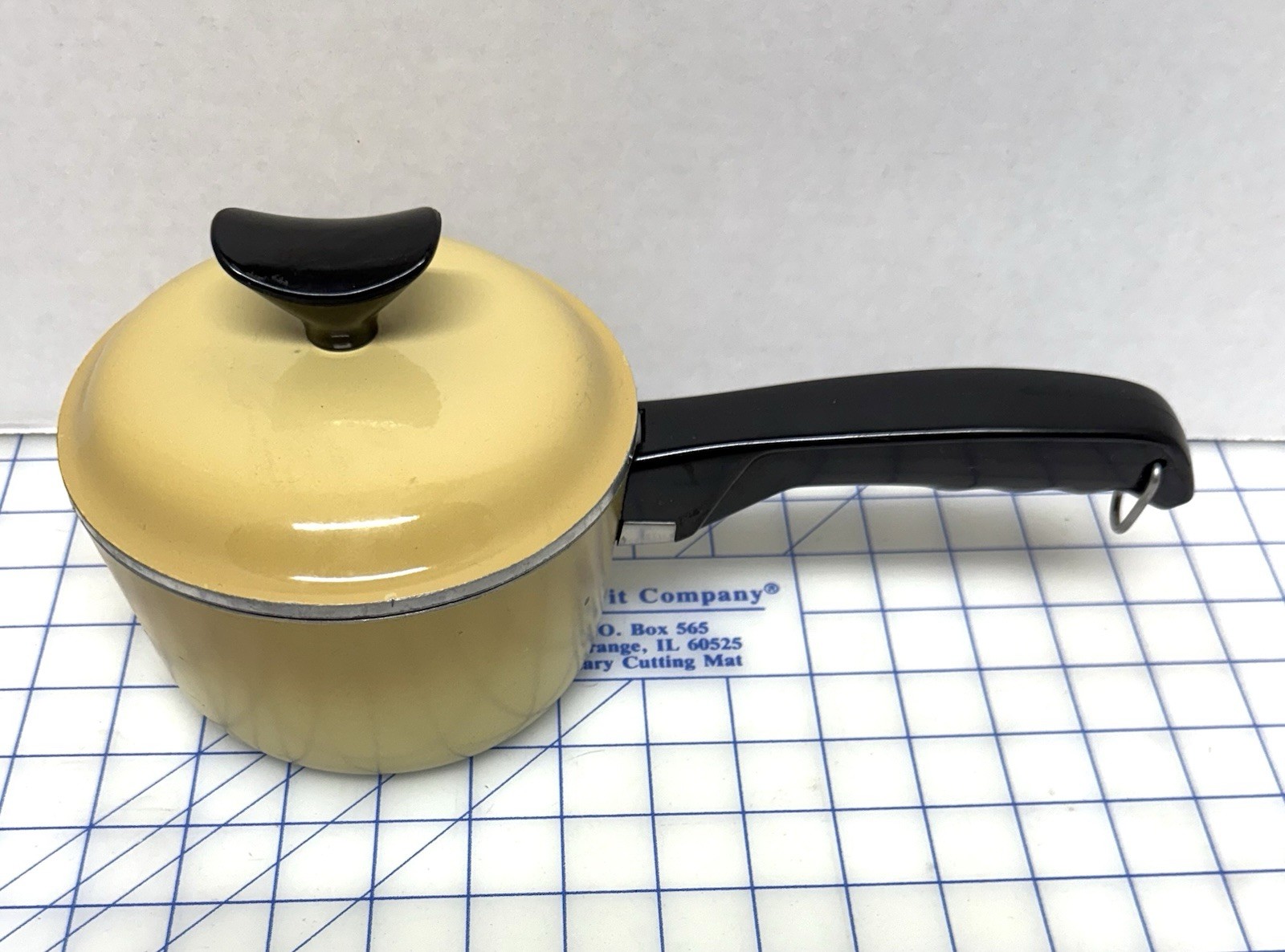 Vtg Club E Evercast Aluminum Cookware Harvest Gold 1 Quart Sauce Pan With Lid B