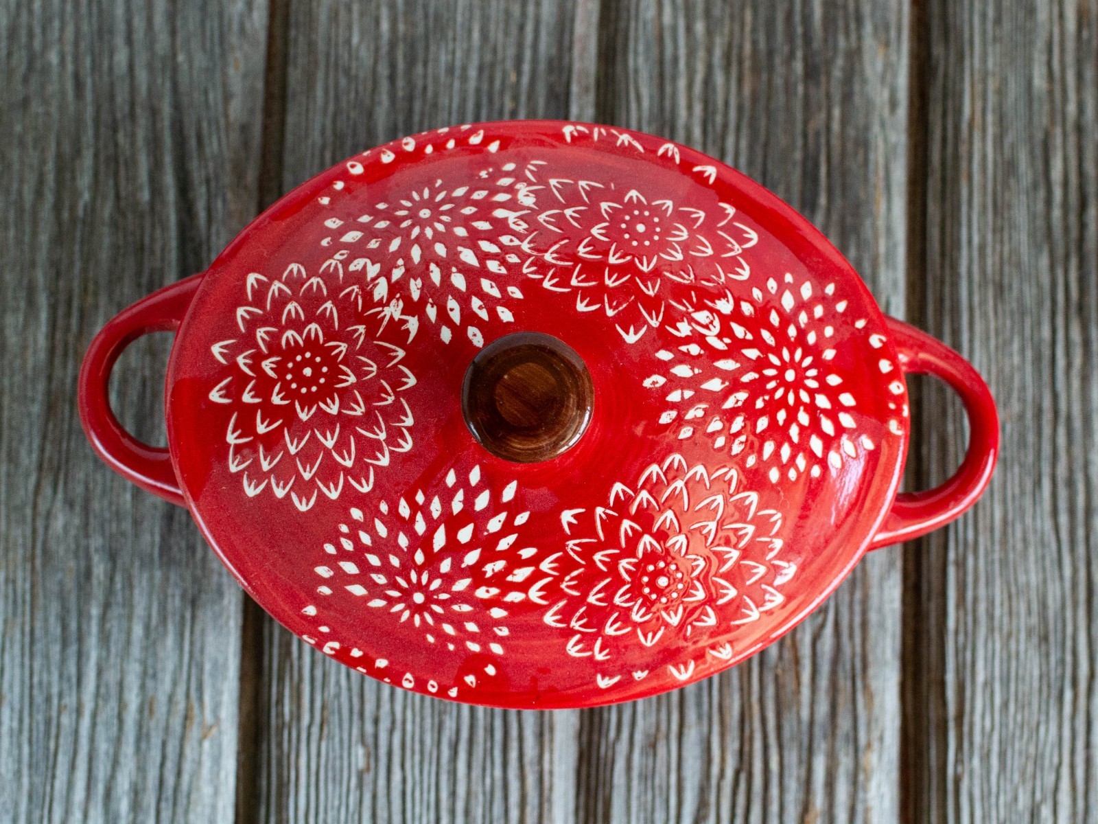 Sterling Home Red & White Oval Mini Ceramic Casserole Dish with Lid Unused