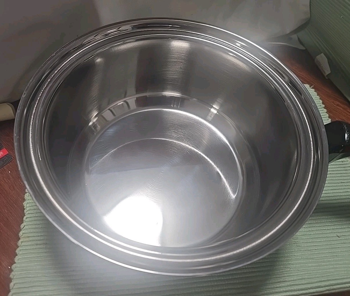 New Era 304 Surgical Titanium Stainless Steel 7 Ply w/Vented Lid Pot USA
