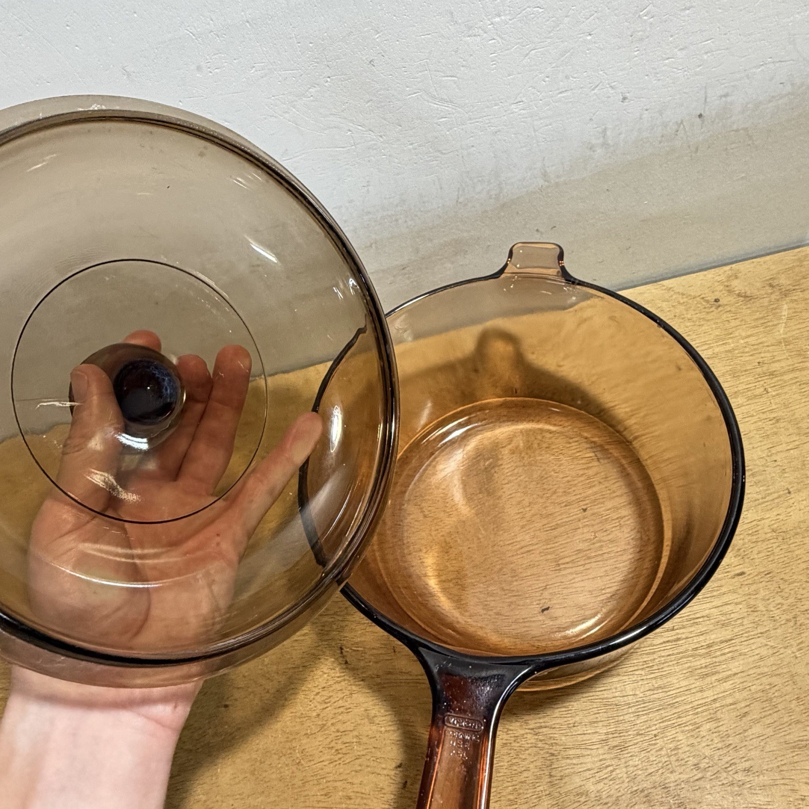 Corning Amber Vision Ware 2.5 Liter Saucepan Pot w/V-2.5-C Lid Vintage
