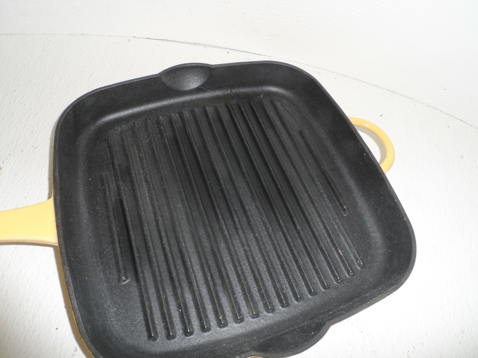 Technique Square Grill Skillet Enamel Cast Iron Cookware Bright Yellow 10″ x 10″