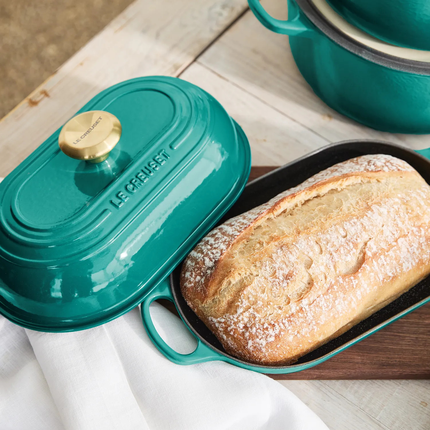 Le Creuset Signature Oval Bread Oven, 1.5 qt, New