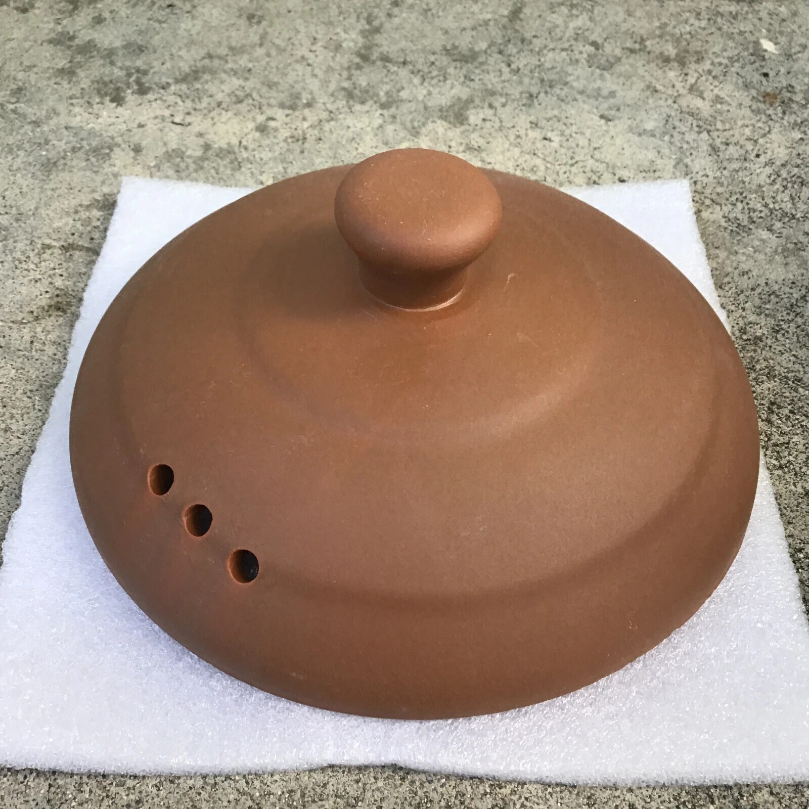 NEW Home Essentials 1.79 QT Brown Clay Pot Cookware For Gas Wood Oven Stoves