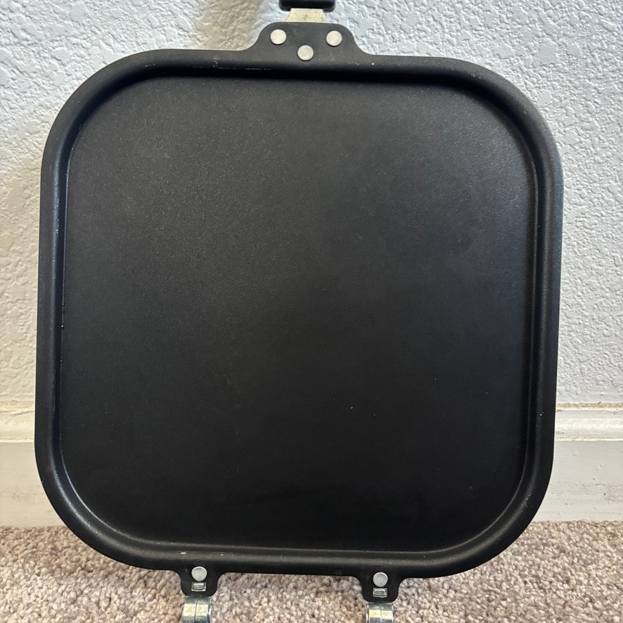 2-Piece Hinged Aluminum Griddle & Pancake Nonstick Teflon 10″ – 4 x 4″ Pancakes