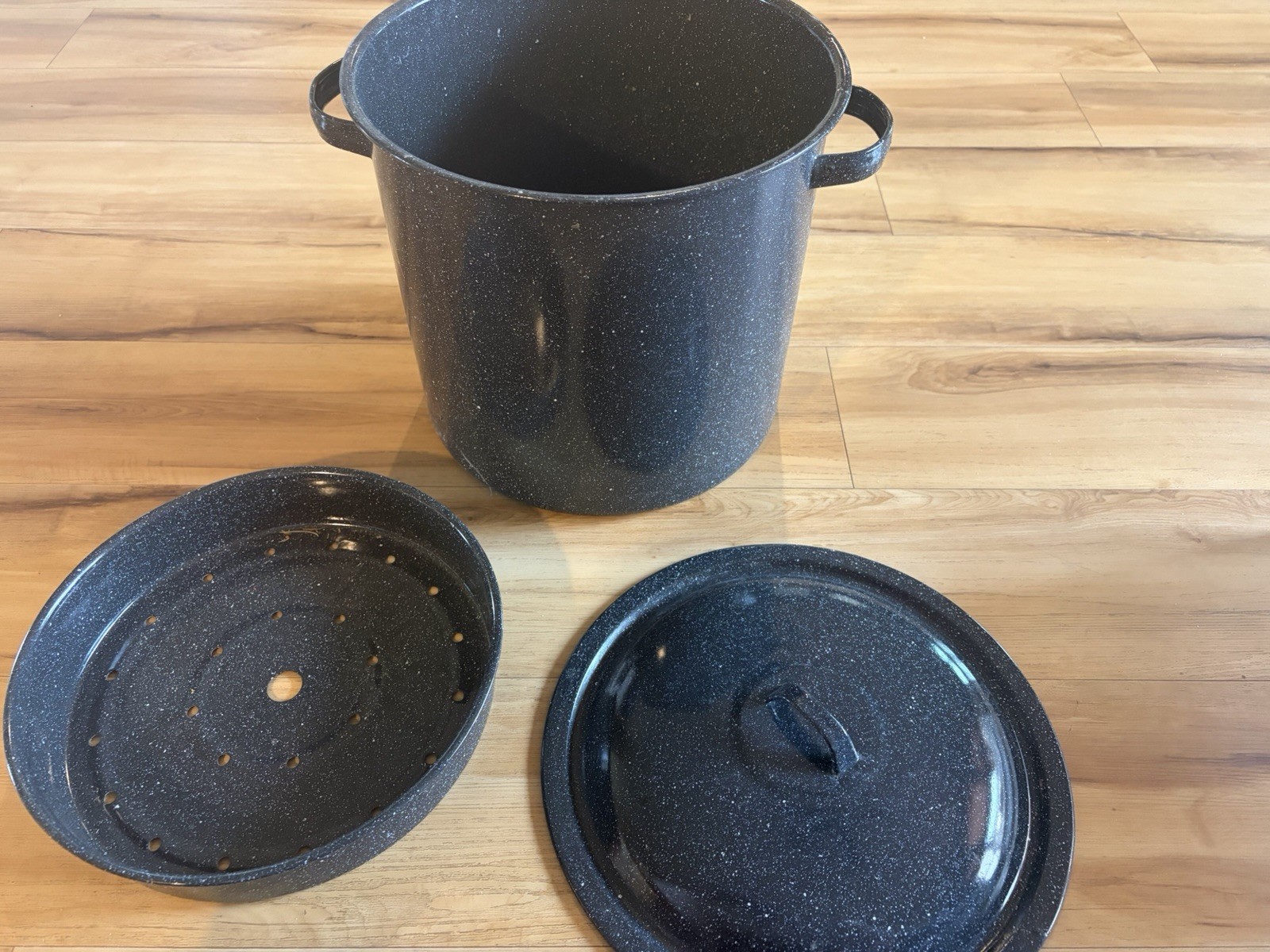15.5 Quart Stock Pot /Lid & Insert Enameled Steel Steamer / Dishwasher Safe New